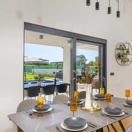 Premium With Pool In Lu Bagnu - Perfect For Families & Groups Apartmán Castelsardo